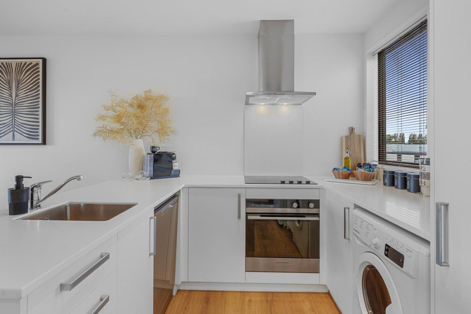 The Salisbury - 2 Bedroom Home Christchurch Exterior foto